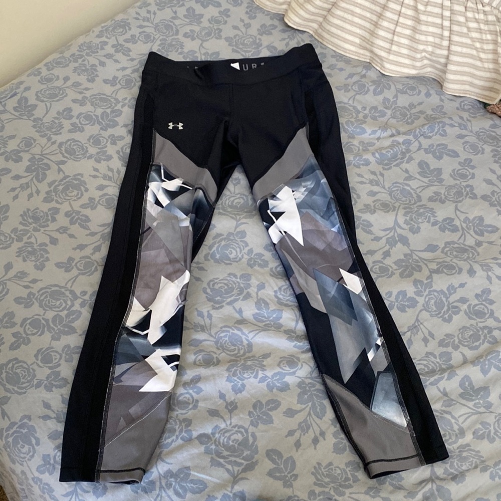 Women’s Under Armour Heat Gear Cropped Leggings